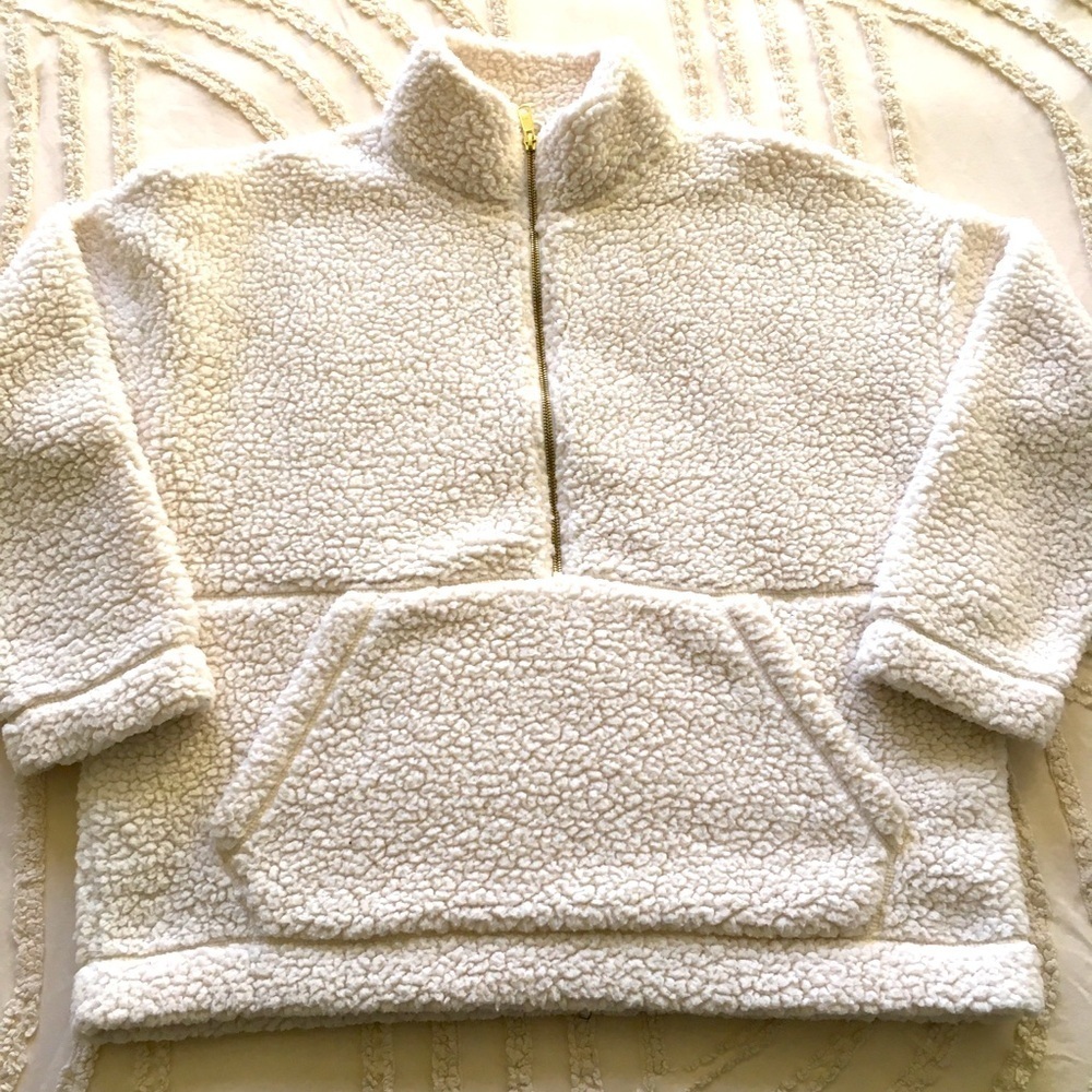 AERIE Cozy White Sherpa Pullover M